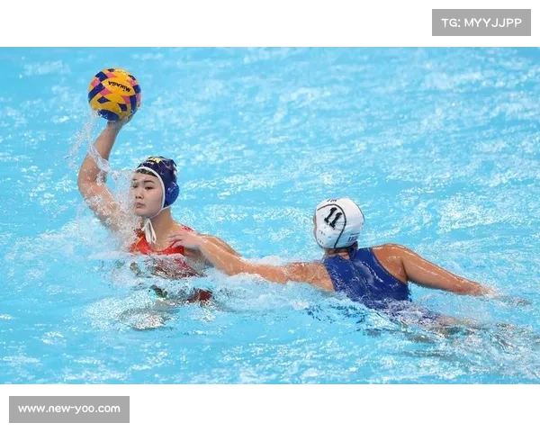 中国女子水球队巴西遇枪声中断比赛，队员趴地避险